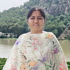 सौ. मीना साळुंखे